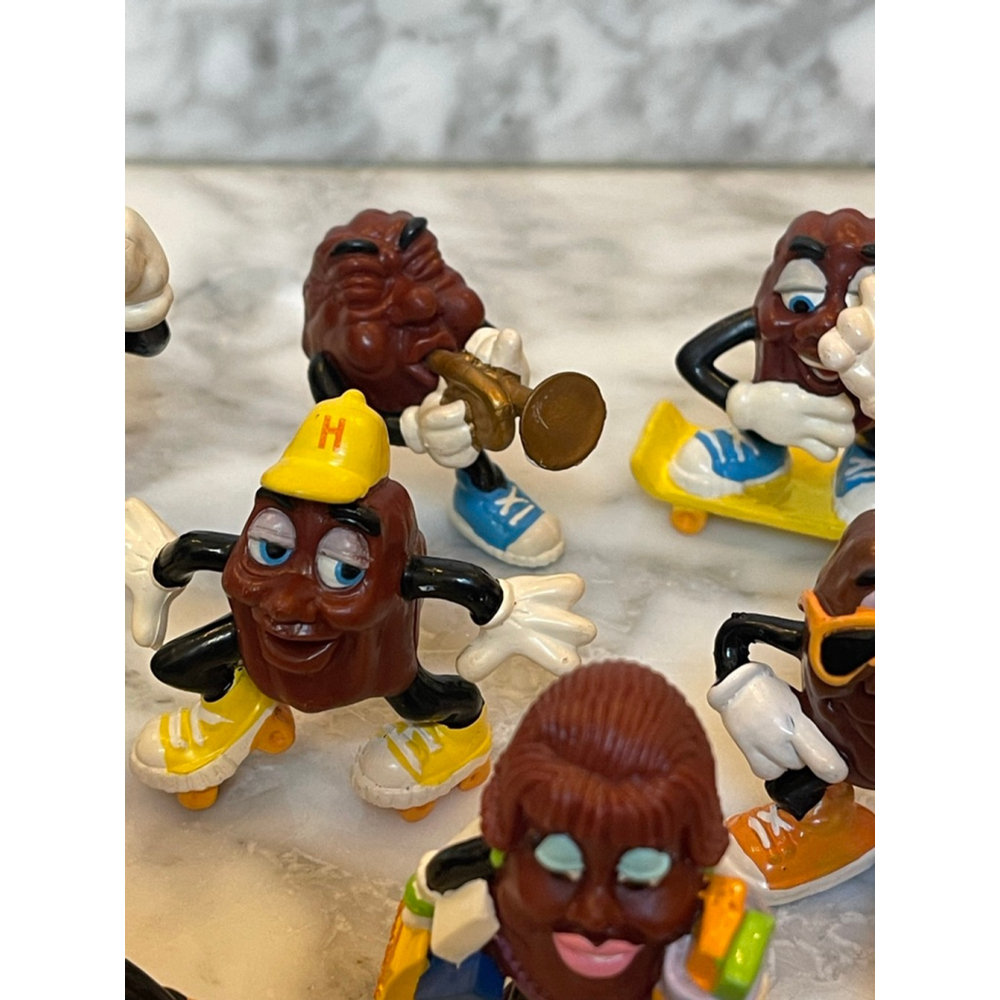 Vintage 1987–88 California Raisins Figurines Lot of 15 - Picture 5 of 9